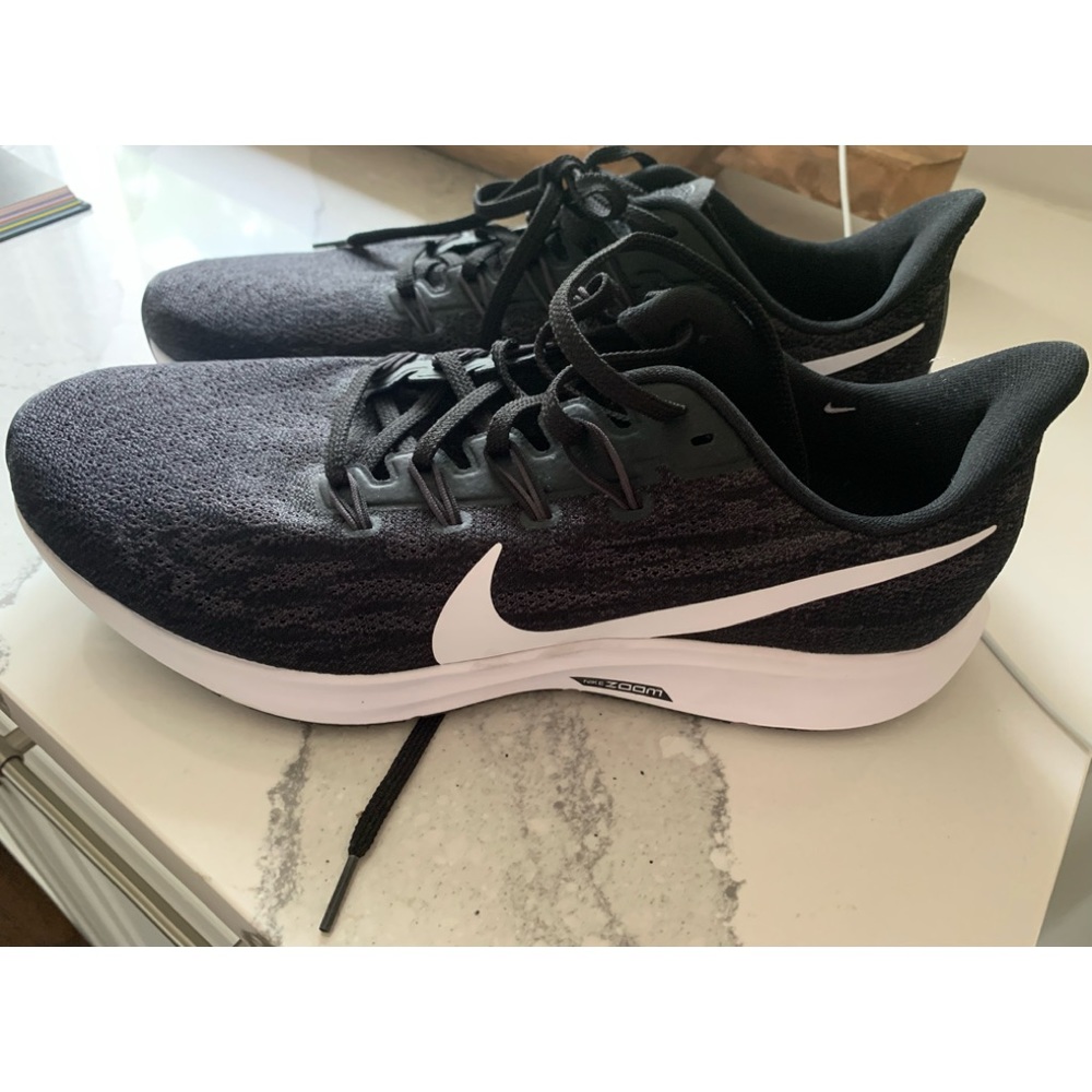 Brand New Nike Air Zoom Men‘s Running Shoe